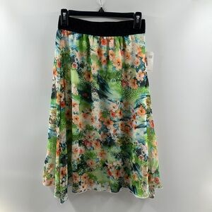 LuLaRoe Lola Skirt NWT – Women’s XS Floral Green Multicolor
